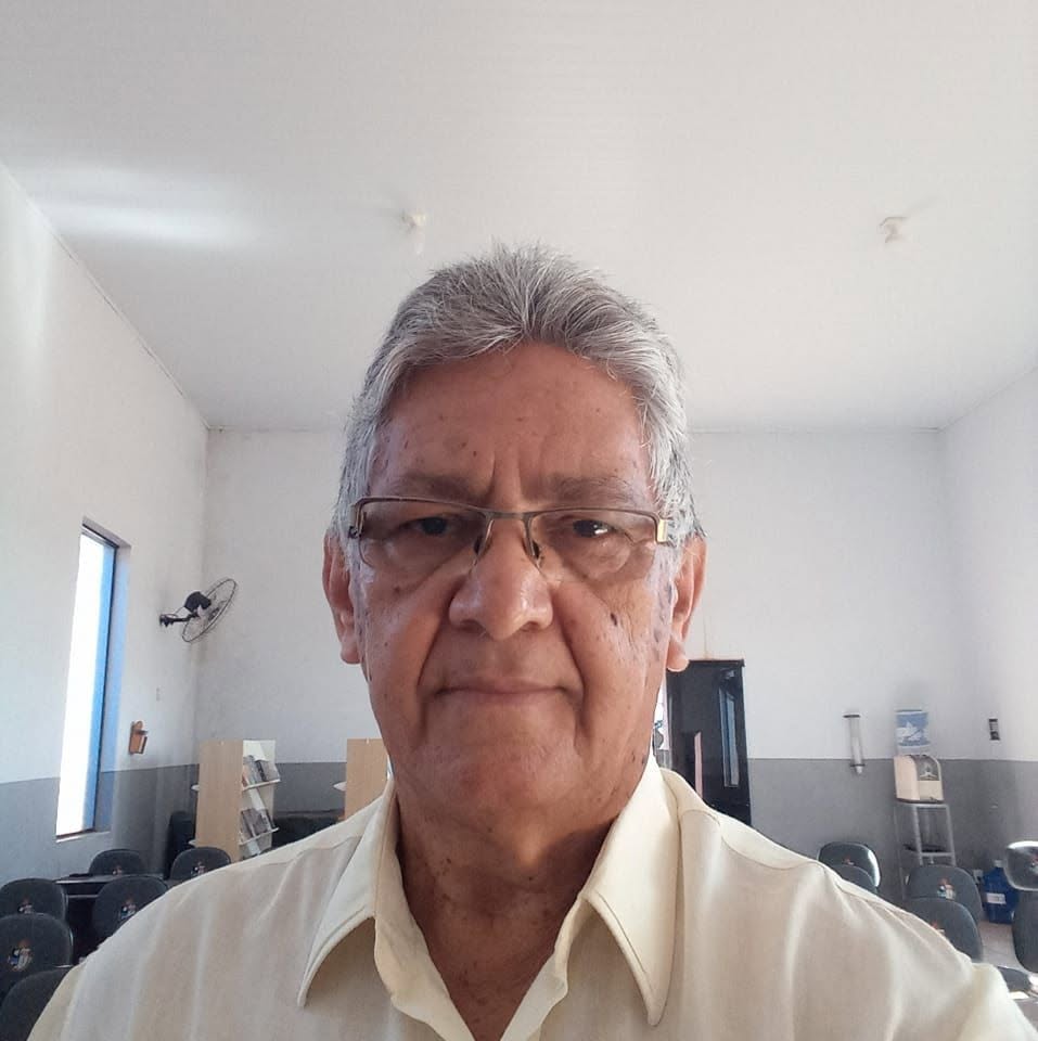 Pastor Israel Braga Inocêncio e irmã